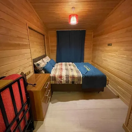 Nirvana Aparthotel *