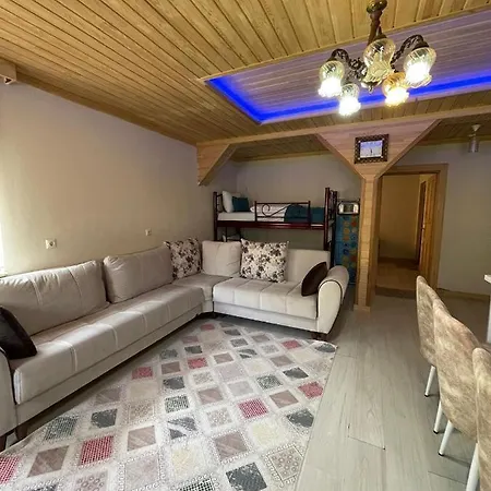 Nirvana Aparthotel *